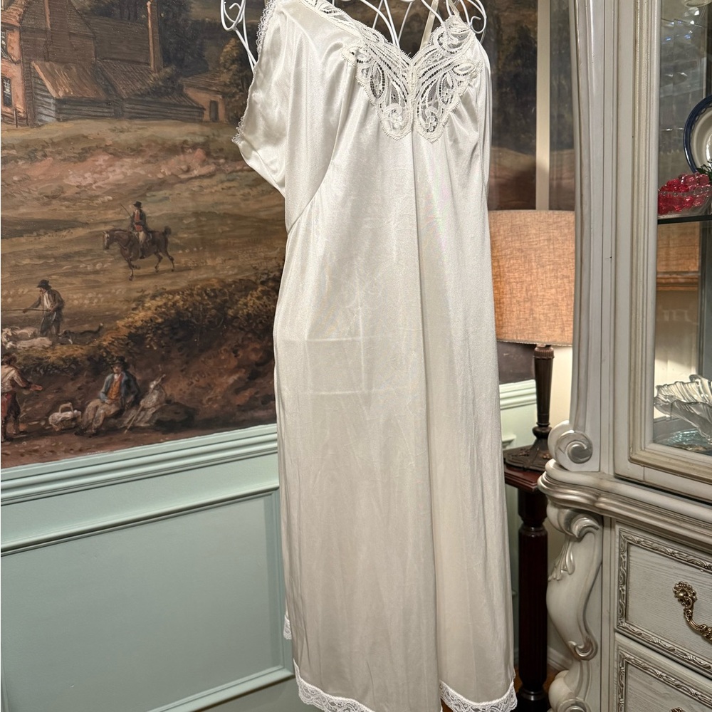 Vintage Lace Satin Nightgown Bridal Slip Dress Cottagecore Lingerie